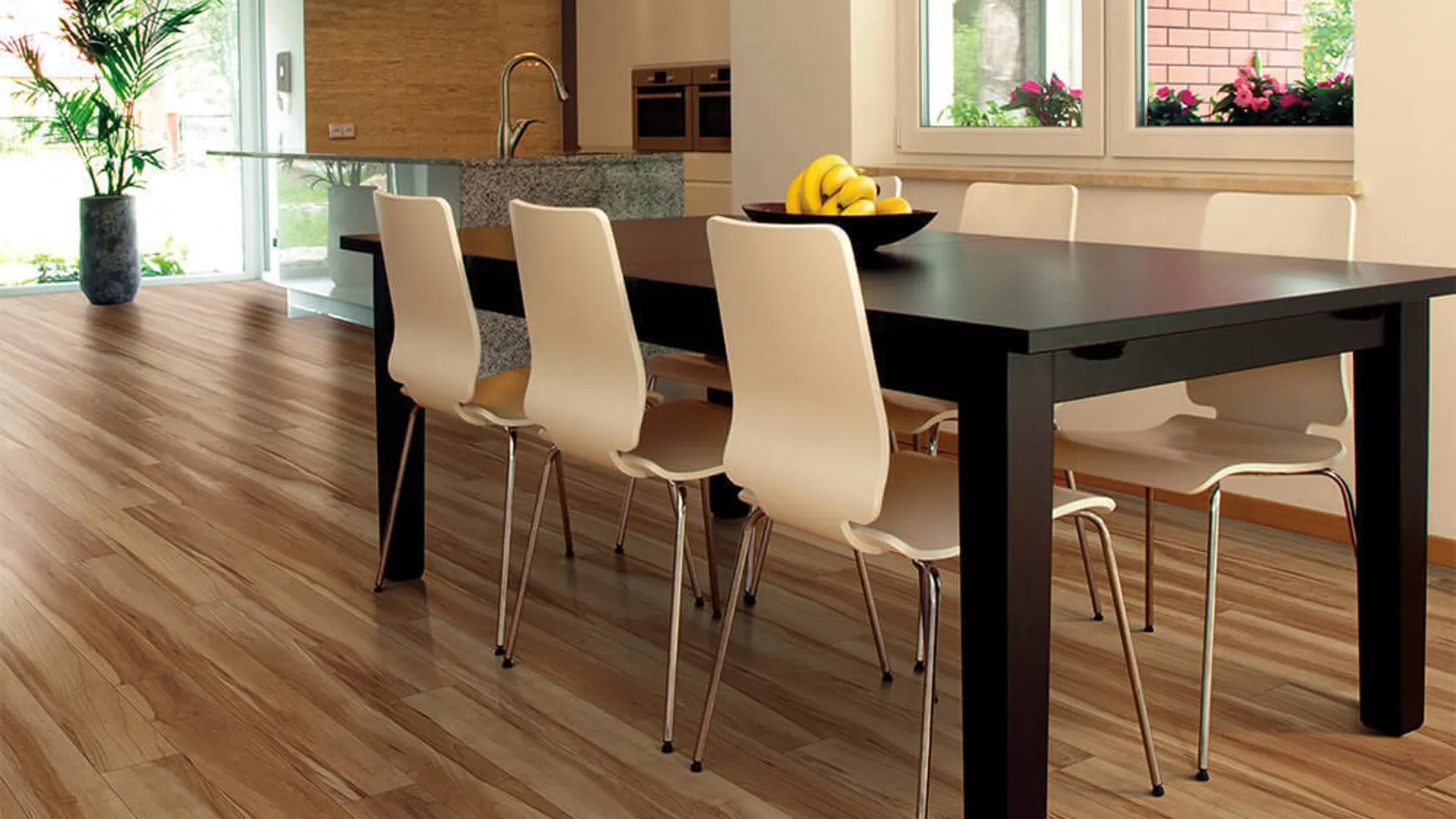 red-river-hickory-flooring dining-room